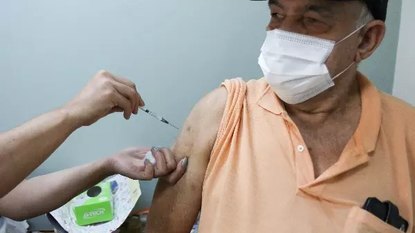 Campinas aplica 839 doses contra gripe e 3,5 mil contra covid