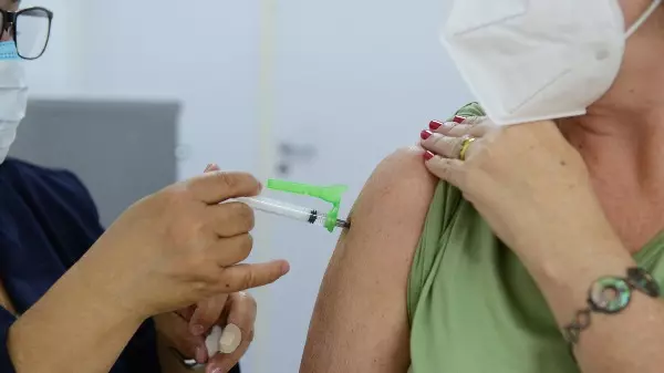 Covid: Ribeirão tem novo agendamento de doses de reforço nesta quinta