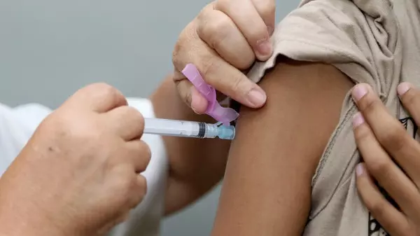 Vacinação infantil segue neste domingo (30) em Araraquara