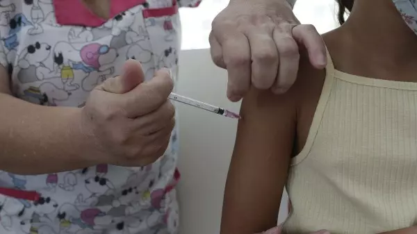 Jaguariúna amplia horário de vacinação infantil contra a covid