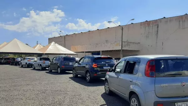 Vacinação drive-thru do Cear será ampliada partir de segunda (10)