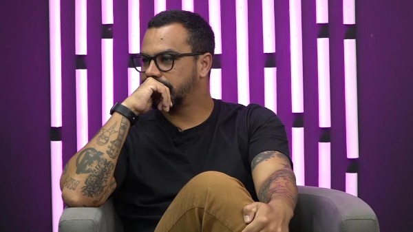 Victor Ballassa entrevistado Nas Quatro Linhas - Foto: Arquivo pessoal