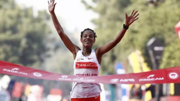 Yehualaw bate recorde mundial nos 10 km com 29:14, em Castellon