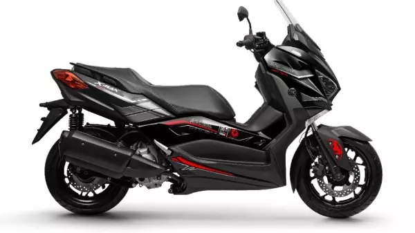 Yamaha XMAX Darth Vader chegará ás revendas no final de maio