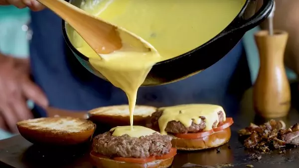 Qual é o segredo para preparar um hambúrguer perfeito?